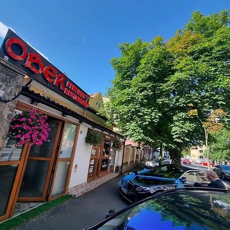 Pensiunea Ober ブラショフ エクステリア 写真